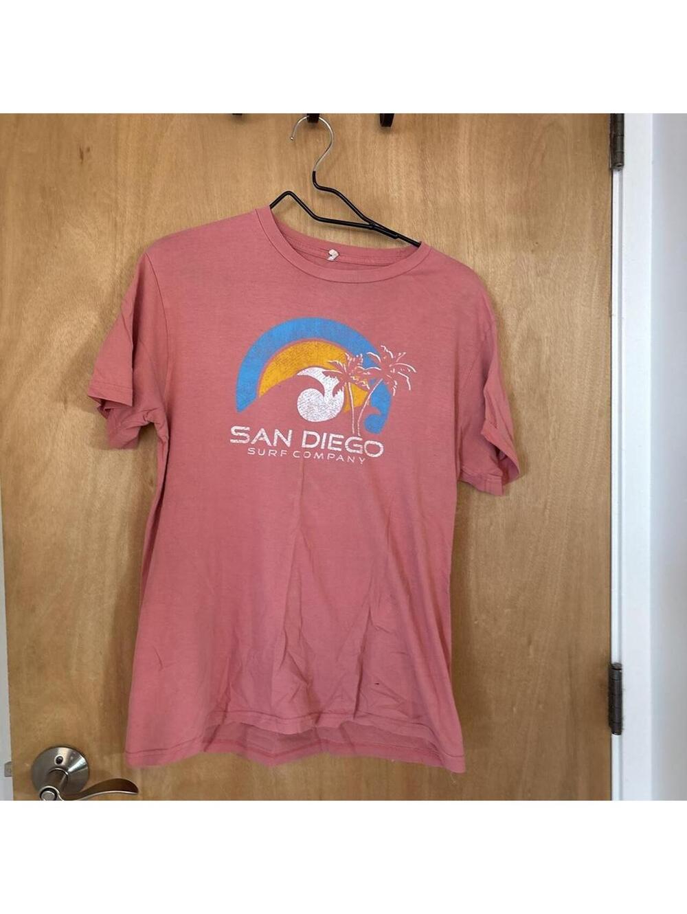 San Diego Surf Company Graphic T-Shirt in Dusty Rose